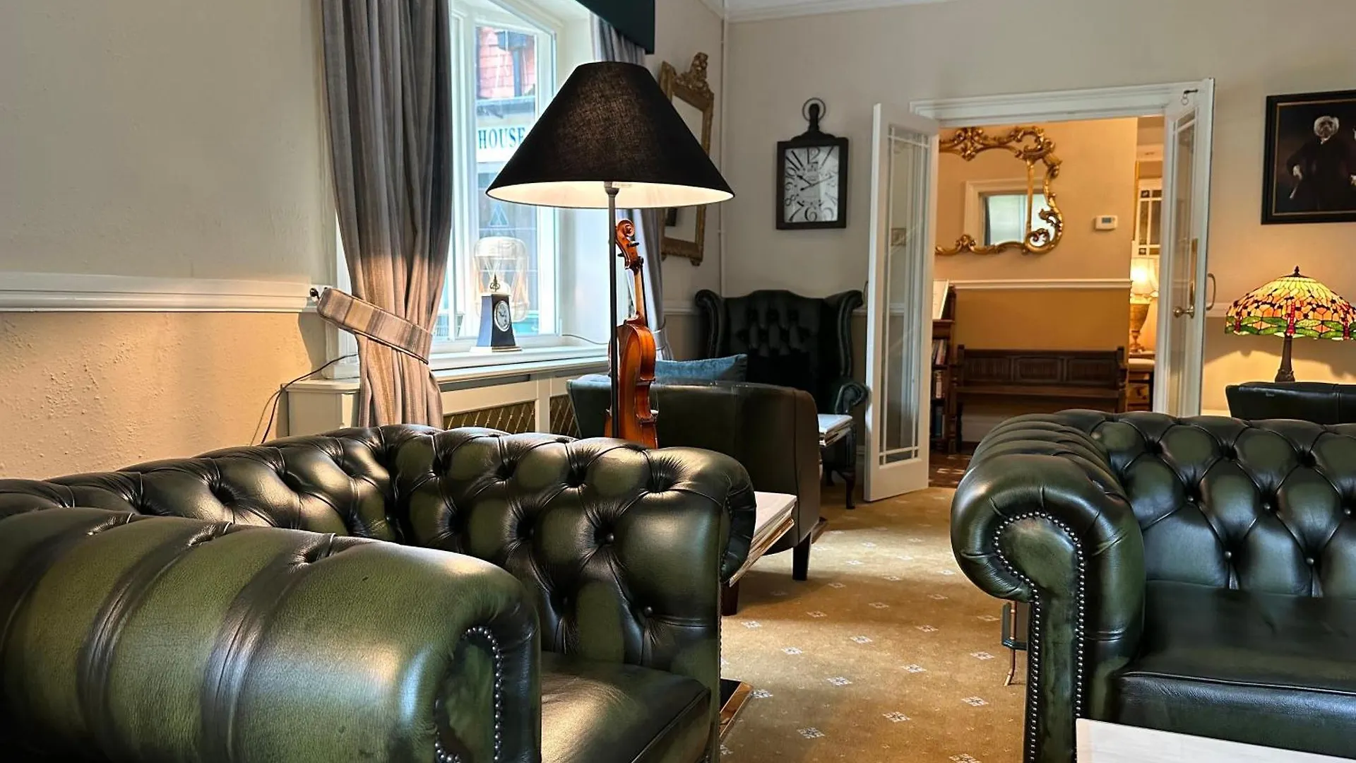Chester House Guest House Bed & Breakfast