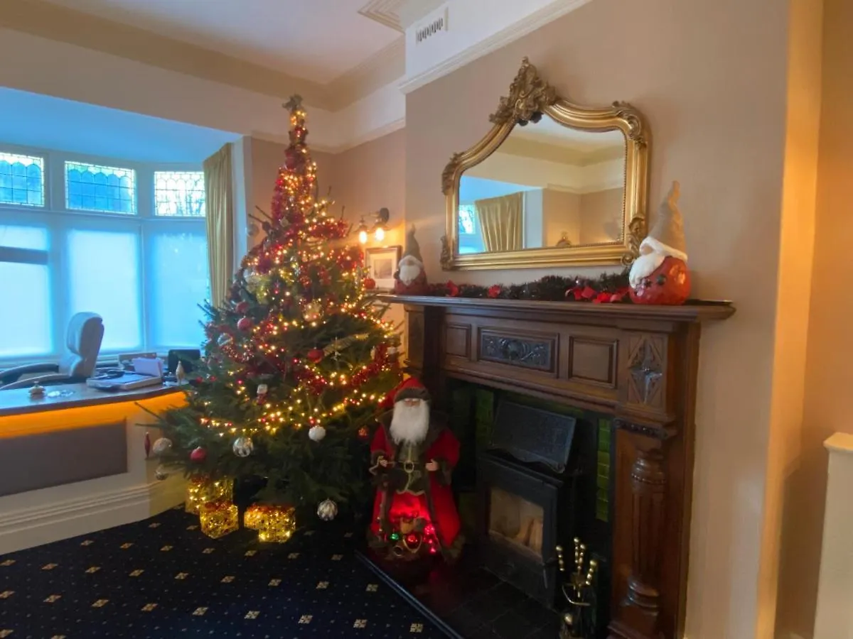 Chester House Guest House Bed & Breakfast
