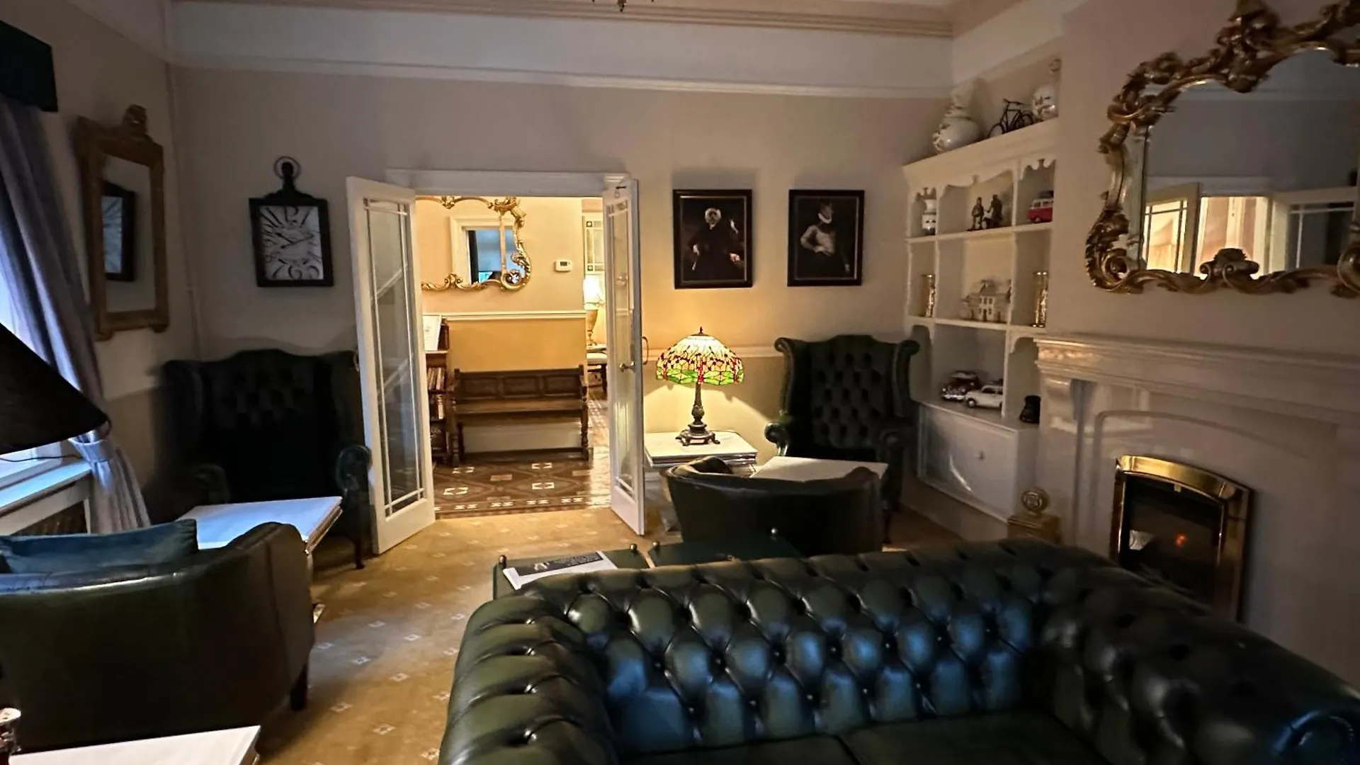 Bed & Breakfast Chester House Guest House